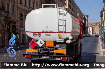 Scania 124L420
Vigili del Fuoco
Comando Provinciale di Roma
Autocisterna trasporto carburante
Allestimento Sacim
VF 29934
Parole chiave: Scania / 124L420 / VF29934