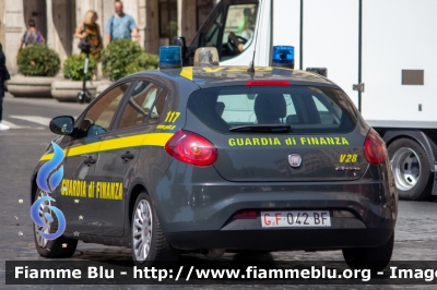 Fiat Nuova Bravo
Guardia di Finanza
GdiF 042 BF
Parole chiave: Fiat Nuova_Bravo GdiF042BF