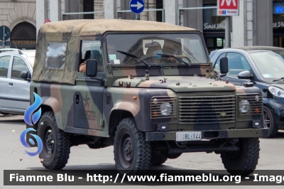 Land-Rover Defender 90
Esercito Italiano
Operazione Strade Sicure
EI BL 144
Parole chiave: Land-Rover Defender_90 EIBL144