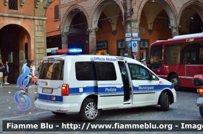 Volkswagen Caddy III serie
Polizia Municipale Bologna
Parole chiave: Volkswagen Caddy_IIIserie