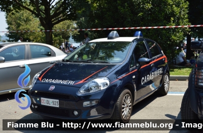 Fiat Punto VI serie
Carabinieri
CC DL 923
Parole chiave: Fiat Punto_VIserie CCDL923