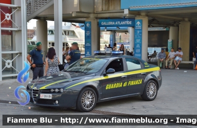 Alfa Romeo 159
Guardia di Finanza
GdiF 066 BH
Parole chiave: Alfa-Romeo 159 GDIF066Bh