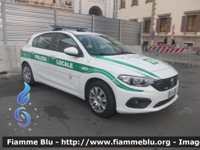 Fiat Nuova Tipo 5porte
Polizia Locale
Comune di Milano
Allestimento Focaccia
1164
Parole chiave: Fiat Nuova_Tipo_5porte 1164 locale polizia