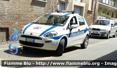 Fiat Punto VI serie
Polizia Municipale 
Comune di Piacenza
Allestimento Bertazzoni
Polizia Locale YA 386 AN
Parole chiave: Fiat Punto_VIserie PoliziaLocaleYA386AN