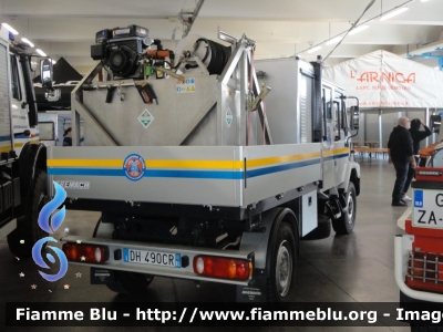 Bremach Job 35 4X4
Protezione Civile
Colonna Mobile
Provincia di Brescia
Servizio AIB
Parole chiave: Bremach Job_35_4X4 Reas_2019
