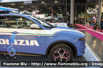  Alfa-Romeo Tonale 
Polizia di Stato
Squadra Volante
Allestimento FCA
Esposto alla MILIPOL di Parigi 2023 
Parole chiave:  Alfa-Romeo Tonale 