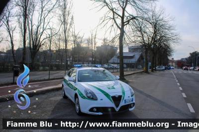 Alfa-Romeo Nuova Giulietta
Polizia Locale 
Comune di Peschiera Borromeo (MI)
Allestita Bertazzoni
Polizia Locale YA 282 AN
Parole chiave: Alfa-Romeo Nuova_Giulietta PoliziaLocaleYA282AN