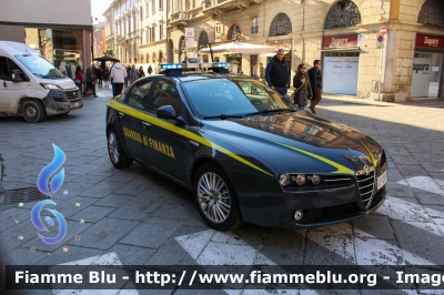 Alfa Romeo 159
Guardia di Finanza
GdiF 120 BH
Parole chiave: Alfa-Romeo 159 GdiF120BH