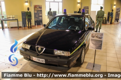 Alfa-Romeo 155 II serie Q4
Guardia di Finanza
Veicolo storico
Museo Storico del Corpo
Comando Generale di Roma
GdiF 786 AS

Esposta in occasione di un'esposizione per i 110 anni dell'
Parole chiave: Alfa-Romeo 155_IIserie_Q4 GdiF786AS