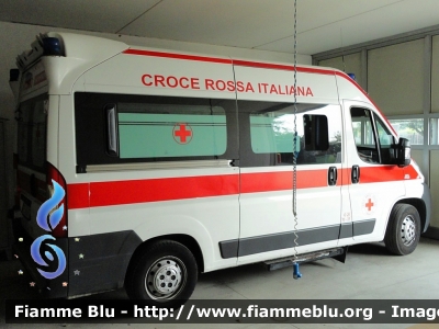 Fiat Ducato X250
Croce Rossa Italiana
Comitato di Codogno (LO)
Allestita Aricar
CRI A560D
Parole chiave: Fiat Ducato_X250 CRIA560D Ambulanza