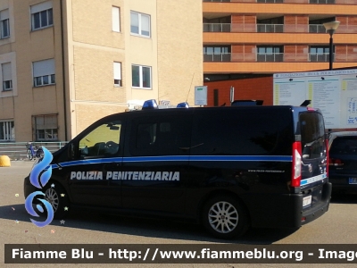 Fiat Scudo IV Serie
Polizia Penitenziaria
Automezzo Traduzione detenuti
POLIZIA PENITENZIARIA 840 AF
Parole chiave: Fiat Scudo_IVSerie POLIZIAPENITENZIARIA840AF