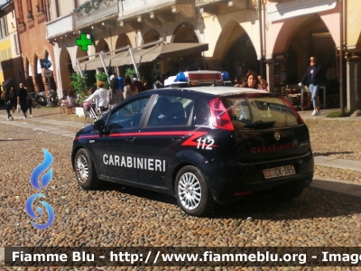 Fiat Grande Punto 
Carabinieri
Autovettura equipaggiata con sistema EVA
CC CK 385
Parole chiave: Fiat Grande_Punto CCCK385