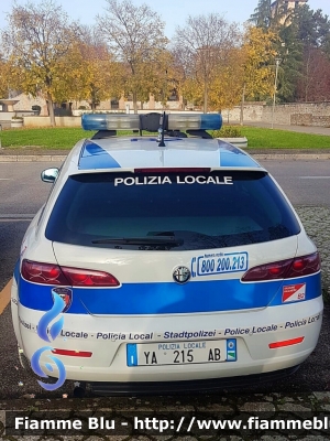 Alfa-Romeo 159 SportsWagon
Polizia Locale
Unione Valnure Valchero (PC)
Allestimento Bertazzoni
Polizia Locale YA 215 AB
Parole chiave: Alfa-Romeo 159 SportsWagon