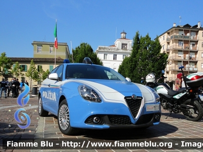 Alfa Romeo Nuova Giulietta restyle
Polizia di Stato
Allestimento NCT Nuova Carrozzeria Torinese
Decorazione Grafica Artlantis
POLIZIA M6118
Parole chiave: Alfa-Romeo Nuova_Giulietta_restyle POLIZIAM6118 giro_italia_2021_ebike
