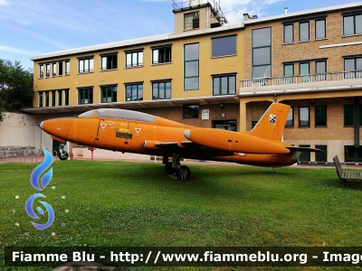 Aermacchi MB-326
Aeronautica Militare Italiana
5° Stormo
Esposto presso il Dipartimento di Ingegneria Aerospaziale del Politecnico di Milano
Campus Bovisa
MM54277
Parole chiave: Aermacchi MB-326