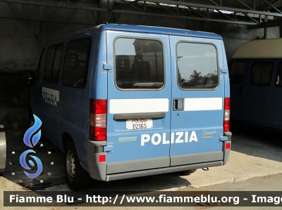 Fiat Ducato II serie
Polizia di Stato
POLIZIA D2165
Parole chiave: Fiat Ducato II serie
