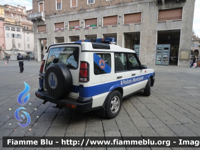 Land Rover Discovery II serie
Polizia Municipale
Comune di Piacenza
Allestimento Bertazzoni
Nucleo Protezione Civile Comunale
Parole chiave: Land-Rover Discovery IIserie festa_forze_armate_2019