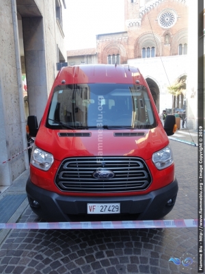 Ford Transit VIII serie
Vigili del Fuoco
Comando Provinciale di Piacenza
Allestimento Focaccia
VF 27429
Parole chiave: Ford Transit VIIIserie VF27429 festa_forze_armate_2019