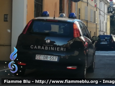 Fiat Punto VI serie
Carabinieri
CC DR 557
Parole chiave: Fiat Punto_VIserie CCDR557