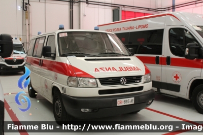 Volkswagen Transporter T4
Croce Rossa Italiana
Comitato Locale di Lipomo (Co)
CO 11-79
CRI 885 AE
Parole chiave: Volkswagen Transporter_T4 CRI885AE Ambulanza