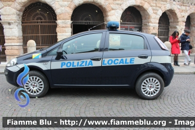 Fiat Punto Evo
Polizia Locale Verona
Allestimento Ciabilli
Polizia Locale YA885AA
Parole chiave: Fiat Punto_Evo PoliziaLocaleYA885AA Festa_Forze_Armate_2017