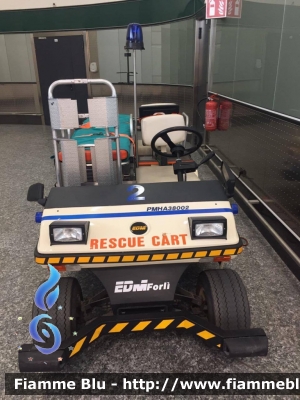 Rescue Cart
Veicolo in servizio presso il Terminal 1 dell'aeroporto di Milano Malpensa
Allestimento EDM Forlì
Parole chiave: Rescue Cart