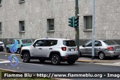 Jeep Renegade
Vigili del Fuoco
Comando Provinciale Di Milano
VF 27869
Parole chiave: Jeep Renegade VF27869