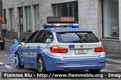 Bmw 318 Touring F31 II restyle
Polizia di Stato
Polizia Stradale
Allestimento Marazzi
POLIZIA M2399
Parole chiave: Bmw 318_Touring_F31_IIrestyle POLIZIAM2399
