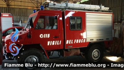 Iveco VM90
Vigili del Fuoco
Comando Provinciale di Palermo
Distaccamento Cittadino Nord 1


Parole chiave: Iveco VM90