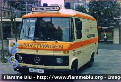 Mercedes-Benz Vario 
Bundesrepublik Deutschland - Germany - Germania
Deutsches Rotes Kreuz
