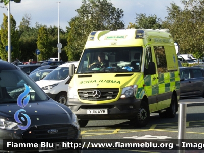Mercedes-Benz Sprinter III serie restyle
Great Britain - Gran Bretagna
Yorkshire Ambulance Service NHS
Parole chiave: Mercedes-Benz Sprinter_IIIserie_Restyle Ambulanza Ambulance