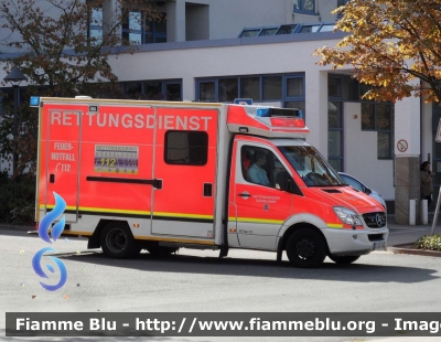 Mercedes-Benz Sprinter III serie 
Bundesrepublik Deutschland - Germania
Feuerwehr Dusseldorf 
Parole chiave: Ambulanza Mercedes-Benz Sprinter_IIIserie