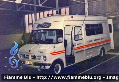 Bedford CF
Great Britain - Gran Bretagna
London Ambulance 
