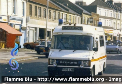 Bedford ?
Great Britain - Gran Bretagna
London Ambulance
Parole chiave: Ambulanza Ambulance