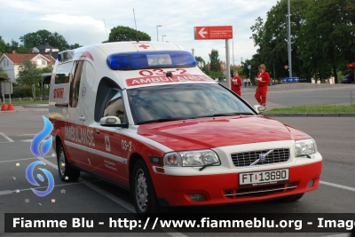Volvo V70
Kongeriket Norge - Kongeriket Noreg - Norvegia
Ambulanse
Parole chiave: Ambulanza Ambulance