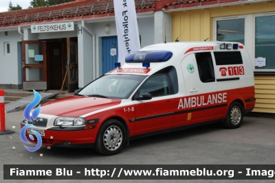 Volvo V70
Kongeriket Norge - Kongeriket Noreg - Norvegia
Ambulanse
