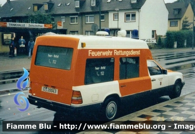 Mercedes-Benz classe E Wagon
Bundesrepublik Deutschland - Germania
Feuerwehr Dusseldorf
Parole chiave: Ambulanza Ambulance