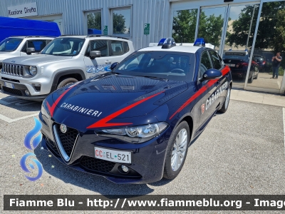 Alfa Romeo Nuova Giulia
Carabinieri
Nucleo Operativo Radiomobile
Allestimento FCA
CC EL 521
Parole chiave: Alfa-Romeo Nuova_Giulia CCEL521
