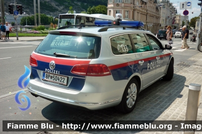 Volkswagen Passat Variant VI serie
Österreich - Austria
Bundespolizei
Polizia di Stato
