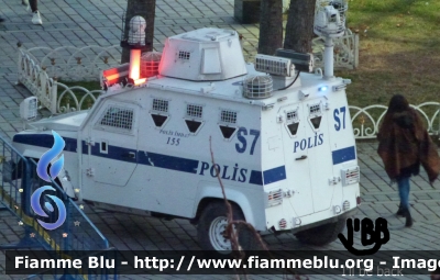 Land Rover Defender / Otocar
Türkiye Cumhuriyeti - Turchia
Polis - Polizia
