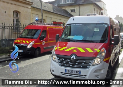 Renault Master V serie
France - Francia
Sapeurs Pompiers S.D.I.S. 35
Parole chiave: Ambulanza Renault Master_Vserie