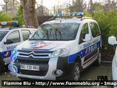 Citroen Berlingo
France - Francia
Prefecture De Police
Brigade Fluviale
