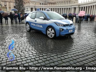 Bmw i3
Polizia di Stato
Ispettorato di Pubblica Sicurezza presso il Vaticano
Allestito Focaccia
Decorazione Grafica Artlantis
POLIZIA F3721
Parole chiave: BMW i3 POLIZIAF3721