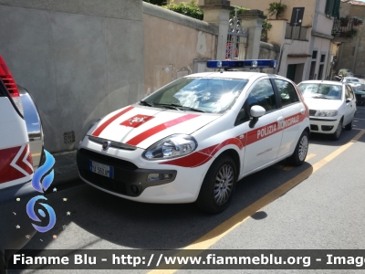 Fiat Punto Evo
Polizia Municipale di Fiesole (FI)
Allestimento Ciabilli
POLIZIA LOCALE YA 560 AM
Parole chiave: Fiat Punto_evo PM_Fiesole POLIZIALOCALEYA560AM