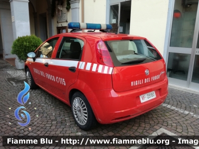 Fiat Grande Punto
Vigili del Fuoco
Comando Provinciale di Firenze
Nucleo Investigativo Antincendio
VF 25180
Parole chiave: Fiat Grande_Punto VF25180