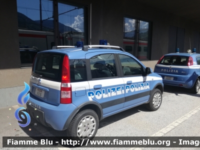 Fiat Nuova Panda 4x4 Climbing I serie
Polizia di Stato
Questura di Bolzano
Polizia Ferroviaria
POLIZIA H3016
Parole chiave: Fiat nuova_panda_Iserie_4x4 POLIZIAH3016
