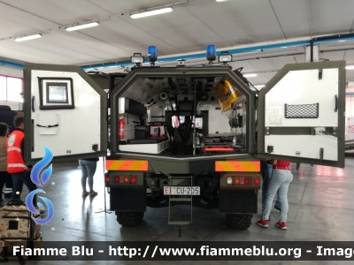 Iveco VTLM Lince
Esercito Italiano
Sanità Militare
Ambulanza
EI CU 205
Parole chiave: Iveco VTLM_Lince EICU205 reas_2019