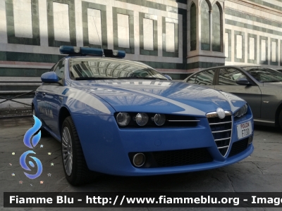 Alfa Romeo 159
Polizia di Stato
Polizia stradale
POLIZIA F7301
Parole chiave: Alfa_Romeo 159 POLIZIAF7301