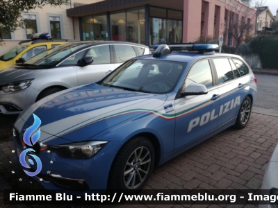 BMW 320 Touring F31 II restyle
Polizia di Stato
Polizia Stradale
Allestimento Marazzi
Decorazione Grafica Artlantis
POLIZIA M2568
Parole chiave: BMW 320_touring_F31_IIrestyle POLIZIAM2568