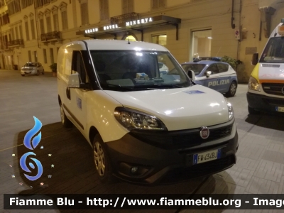 Fiat Doblò IV serie
Azienda USL Toscana centro
Servizio Emergenza Veterinaria
Ambulanza veterinaria
Parole chiave: Fiat Doblò_IVserie azienda_usl_toscana_centro